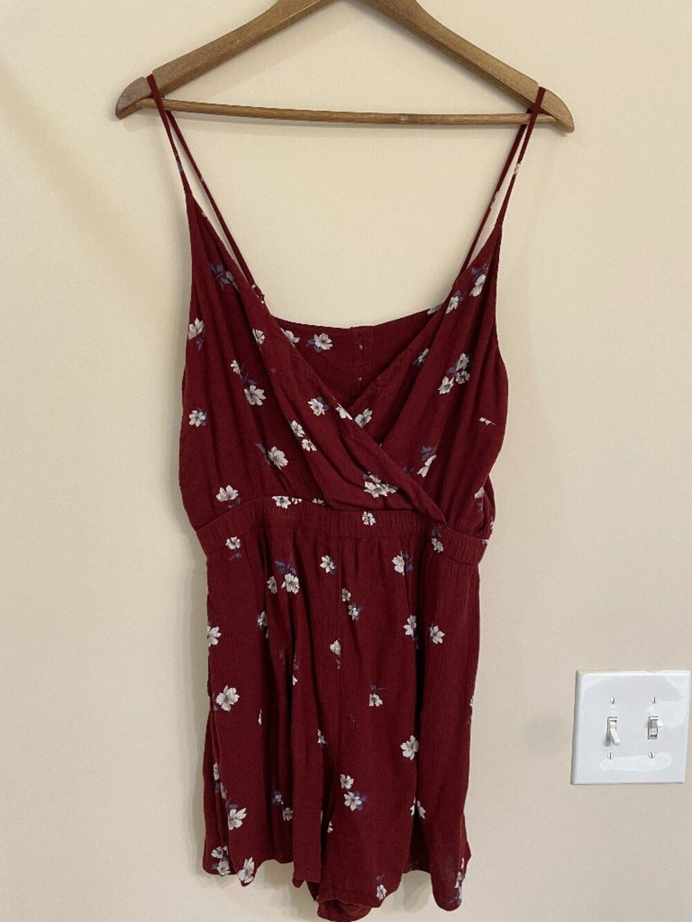 American Eagle Outfitters - Floral Romper Red, Back Button Detail, Size S